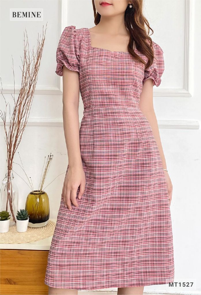MT1527DO - Đầm caro tay phồng cổ vuông