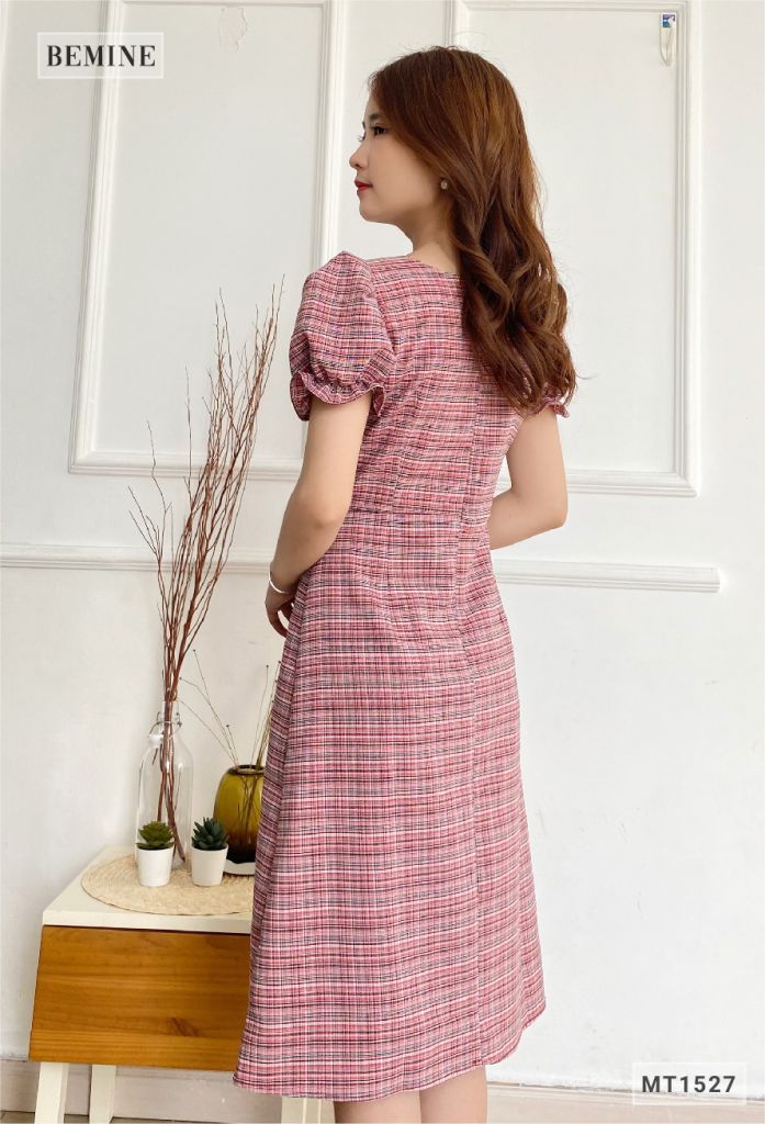 MT1527DO - Đầm caro tay phồng cổ vuông