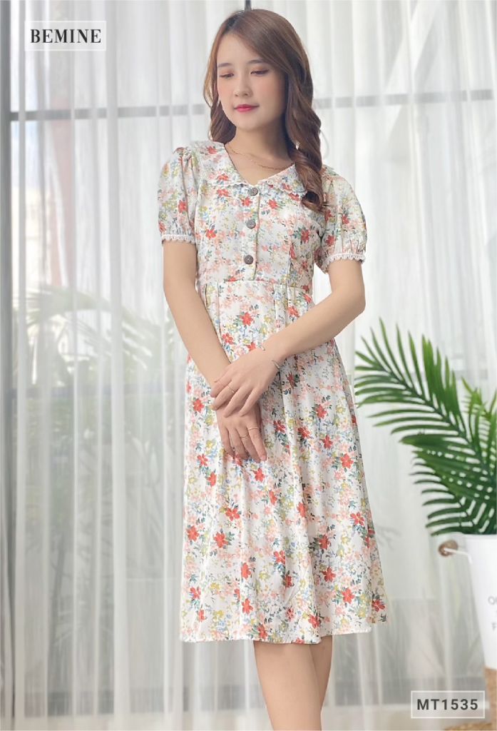 MT1535TRANG - Đầm bông nút gỗ cổ ren