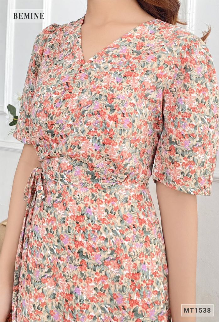 MT1538HONG - Đầm bông cổ đắp chéo dây eo