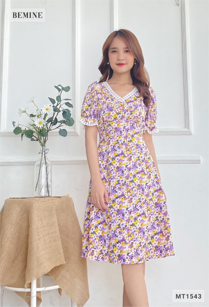 MT1543TIM - Đầm bông cúc cổ tim ren