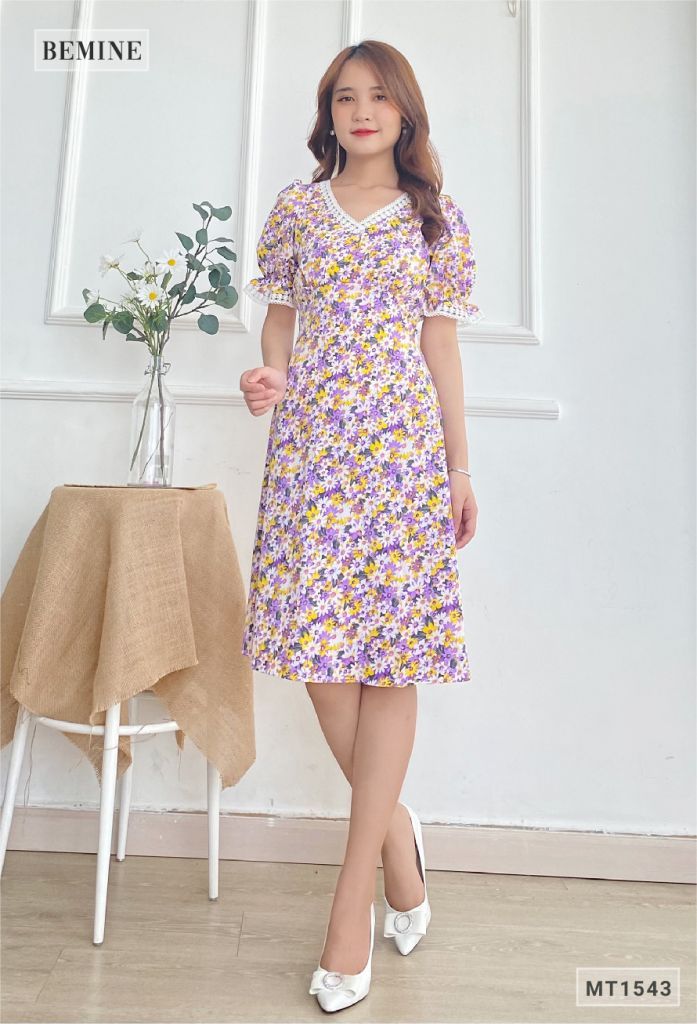 MT1543TIM - Đầm bông cúc cổ tim ren