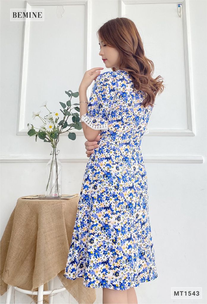 MT1543XANH - Đầm bông cúc cổ tim ren