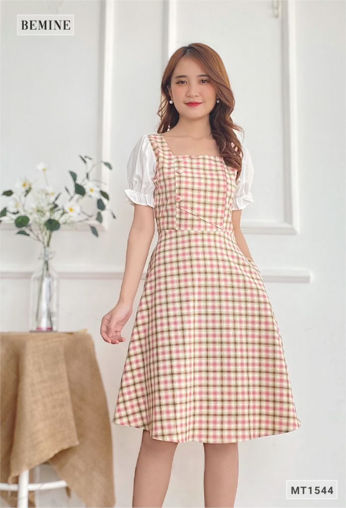 MT1544HONG - Đầm caro cổ vuông tay phối trắng