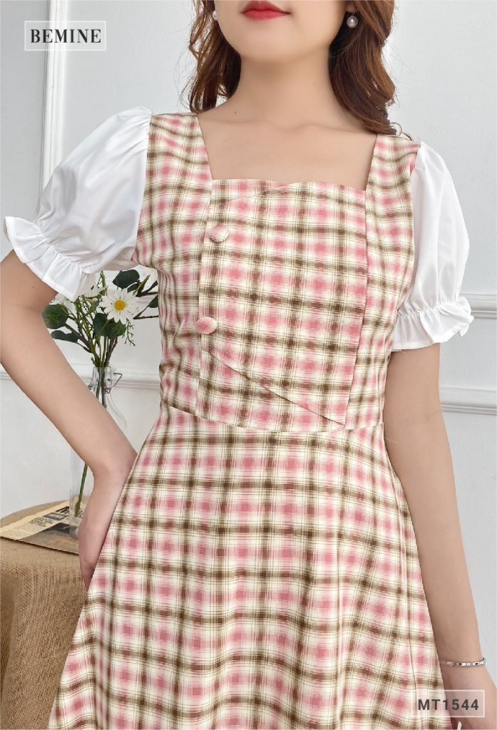 MT1544HONG - Đầm caro cổ vuông tay phối trắng