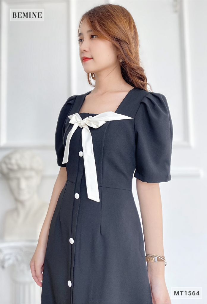 MT1564DEN - Đầm nhún vai nơ cổ