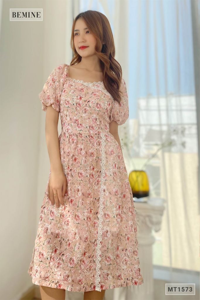 MT1573HONG - Đầm bông tay bí ren ngực