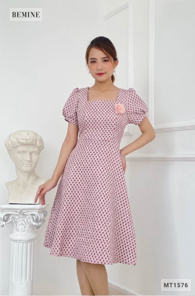 MT1576HONG - Đầm tay bồng cổ vuông