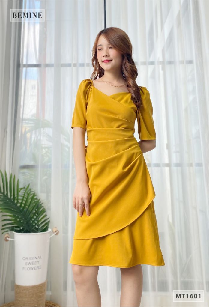 MT1601VANG - Đầm chun eo xếp li thân