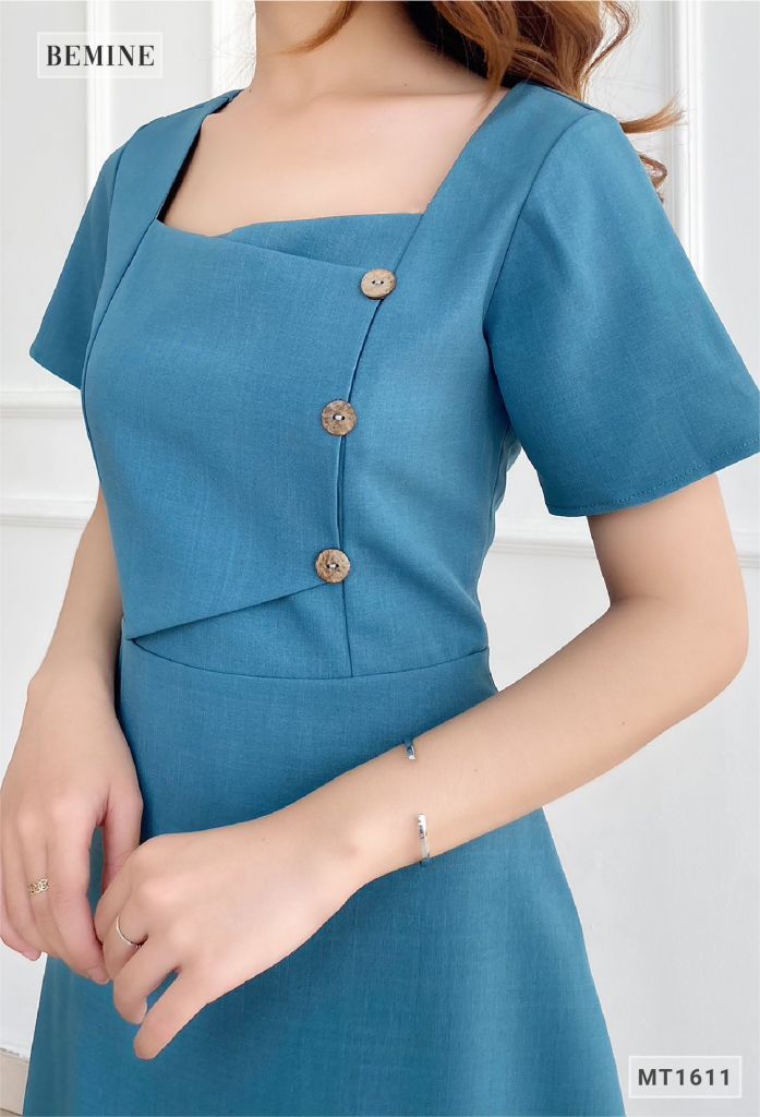 MT1611XANH - Đầm đắp ngực đính nút gỗ