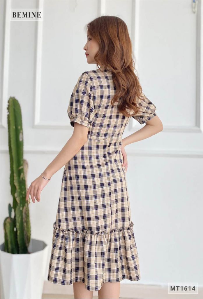 MT1614DEN - Đầm caro đuôi cá bèo cổ
