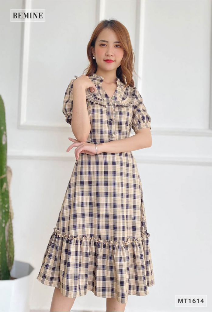 MT1614DEN - Đầm caro đuôi cá bèo cổ