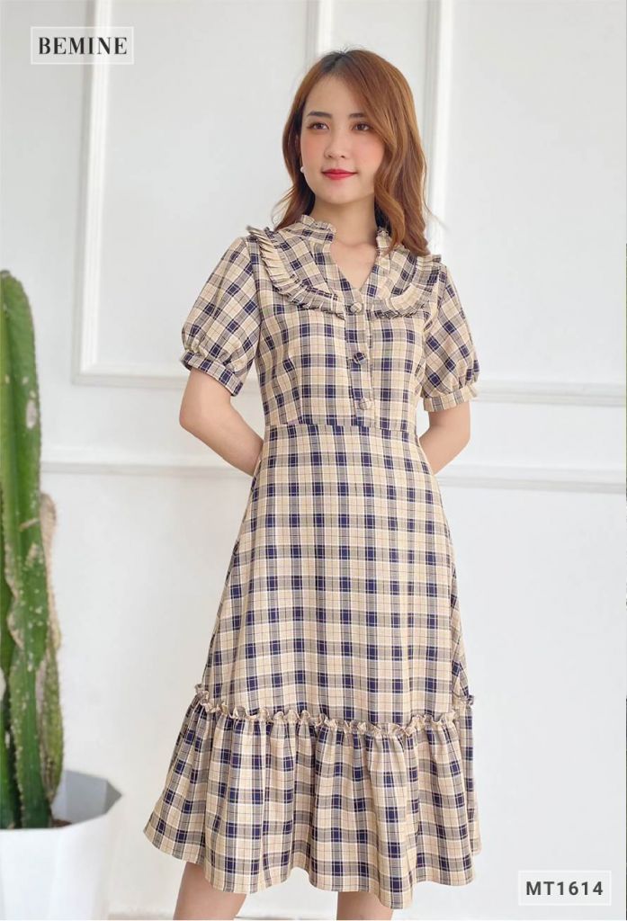 MT1614DEN - Đầm caro đuôi cá bèo cổ