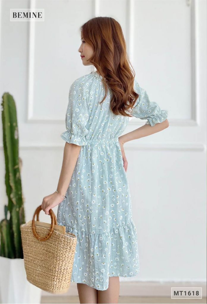 MT1618XANHLA - Đầm caro đuôi cá in hoa