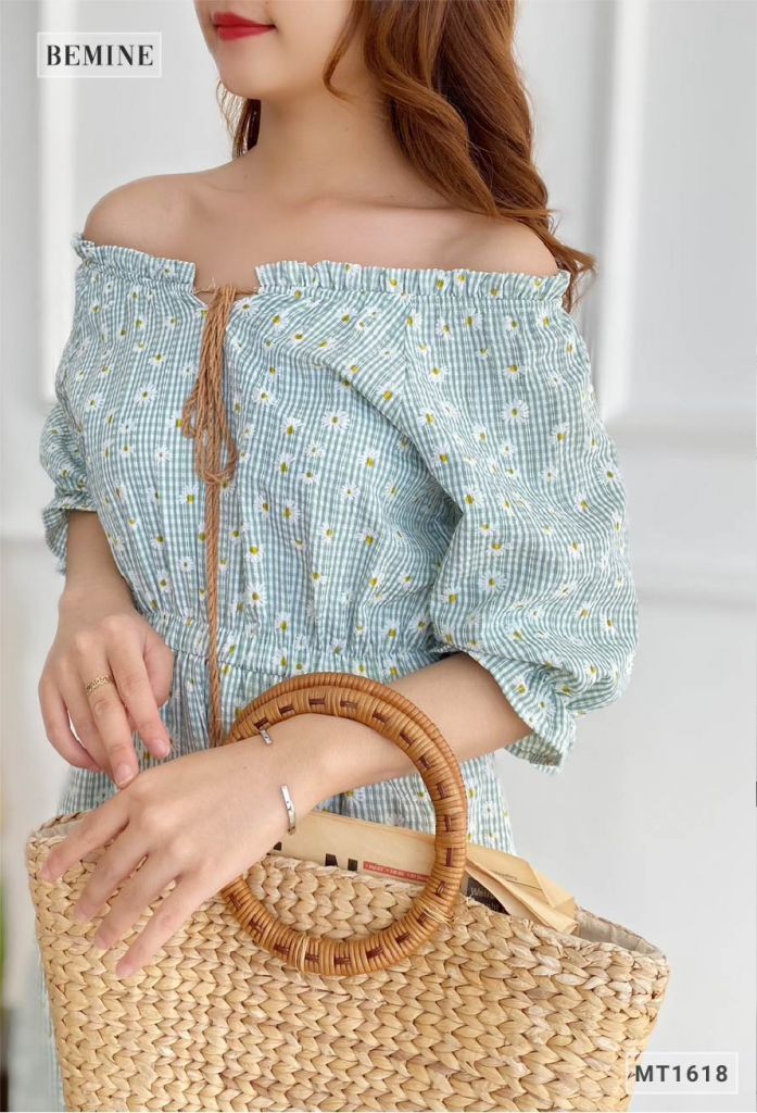 MT1618XANHLA - Đầm caro đuôi cá in hoa