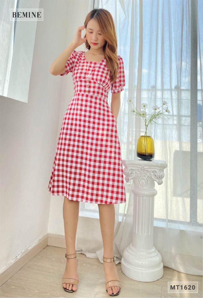 MT1620DO - Đầm caro suông cổ V