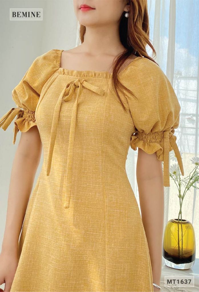 MT1637VANG - Đầm suông cổ vuông chun tay