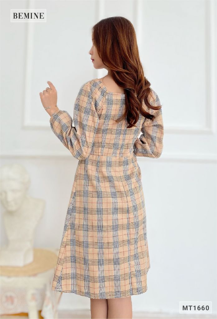 MT1660DA - Đầm caro tay dài cổ U chun eo