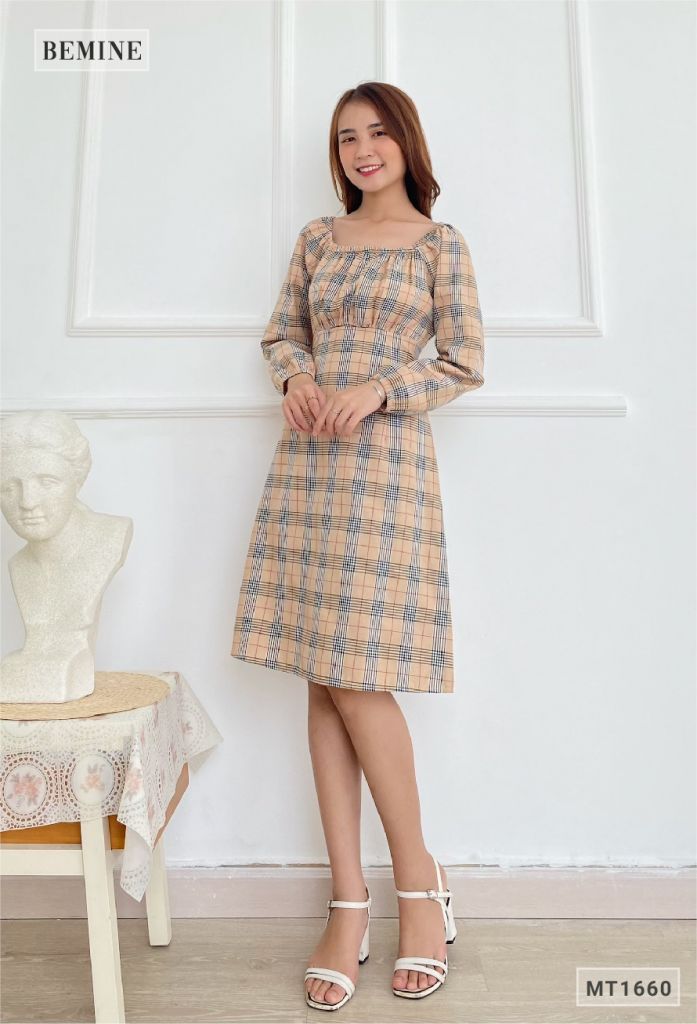 MT1660DA - Đầm caro tay dài cổ U chun eo