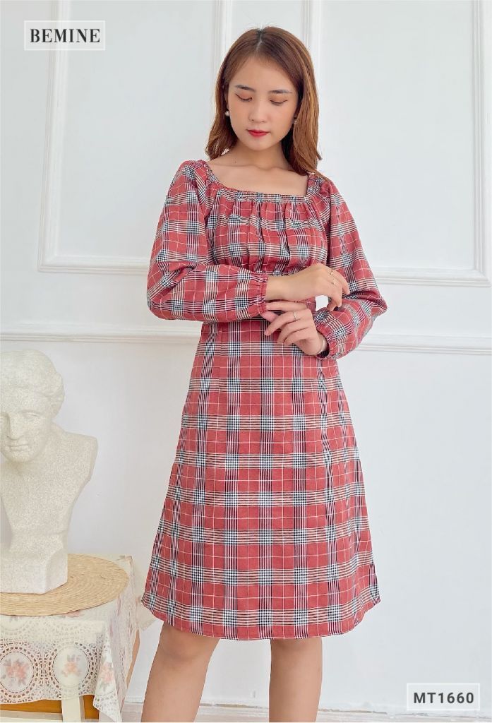MT1660DO - Đầm caro tây dài cổ U chun eo