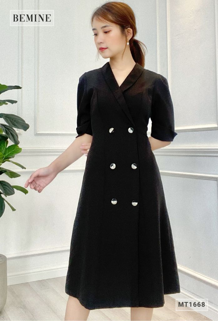 MT1668DEN - Đầm cổ vest tay lở đính nút
