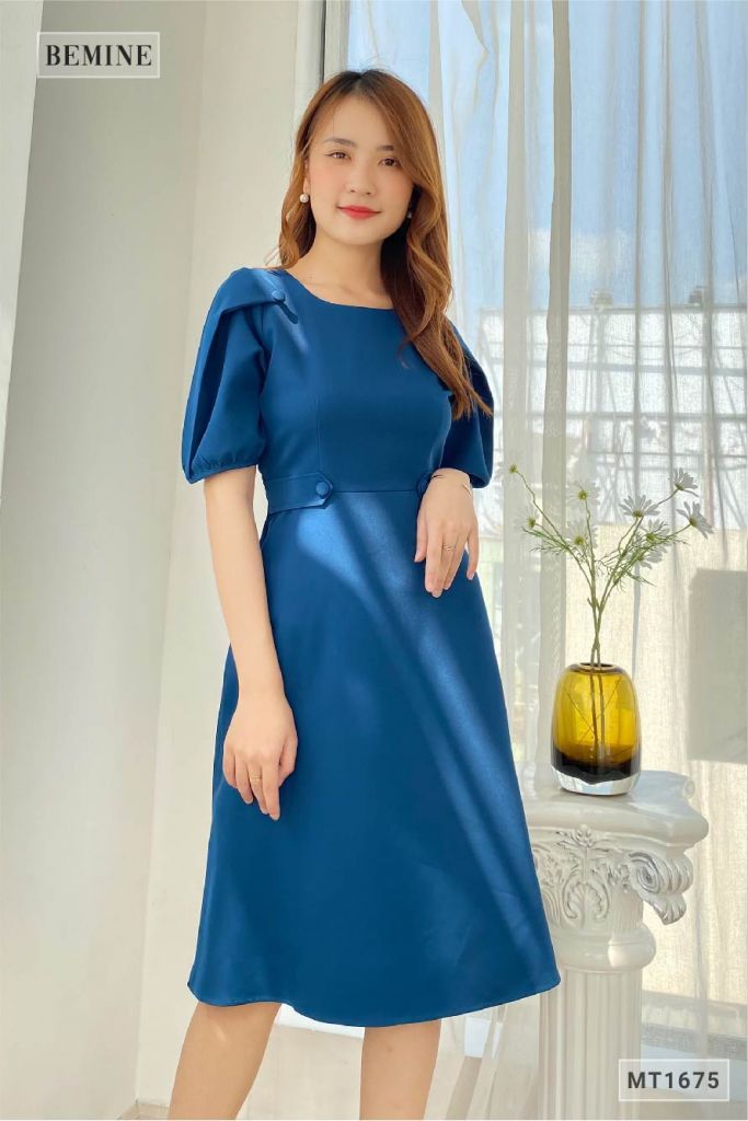 MT1675XANH - Đầm đai giả đính nút tay