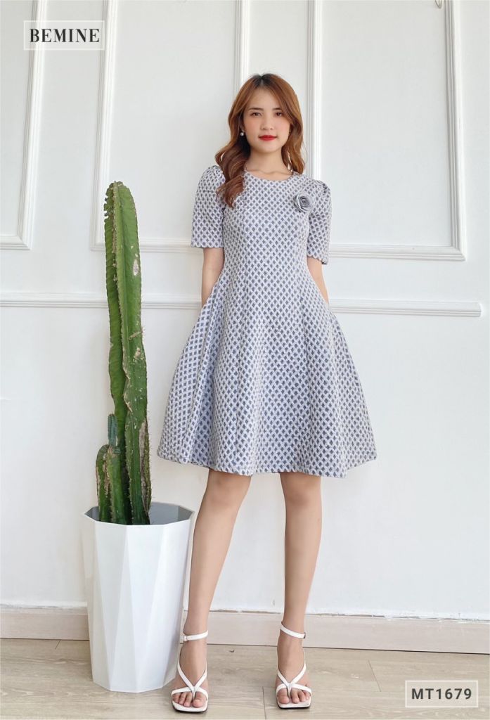 MT1679XANH - Đầm tapta tùng xòe