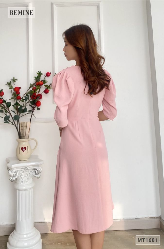 MT1681HONG - Đầm tay lửng xếp ly ngực