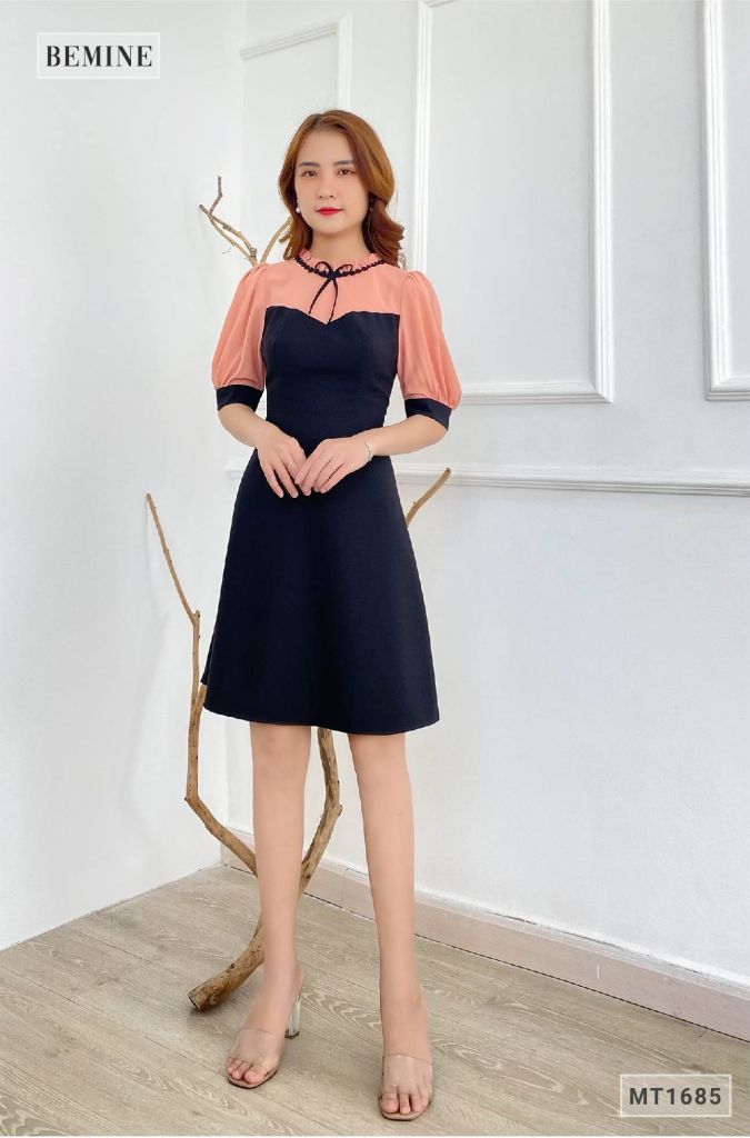 MT1685DEN - Đầm body phối nơ cổ