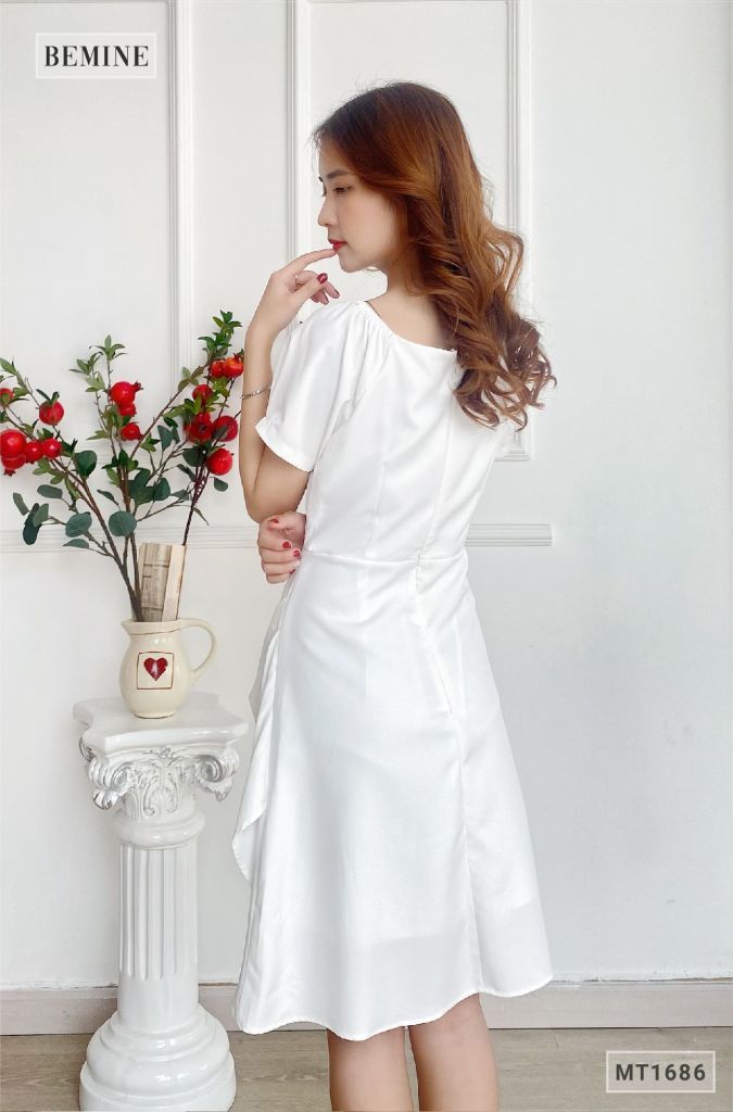 MT1686TRANG - Đầm nhún ngực vai xếp ly