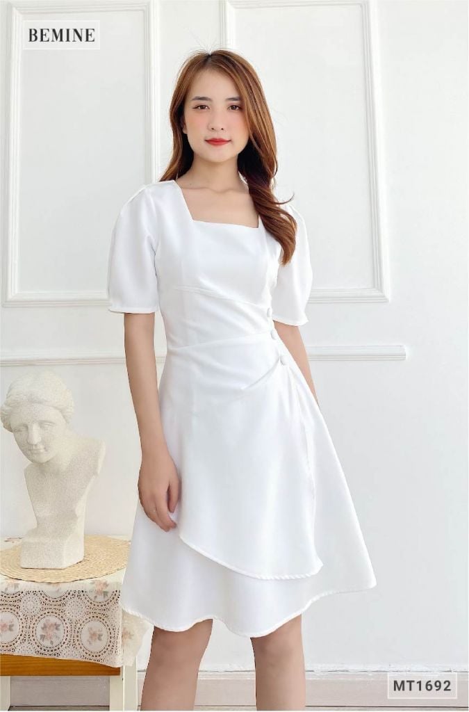 MT1692TRANG - Đầm xếp ly 3 cúc vạt tùng