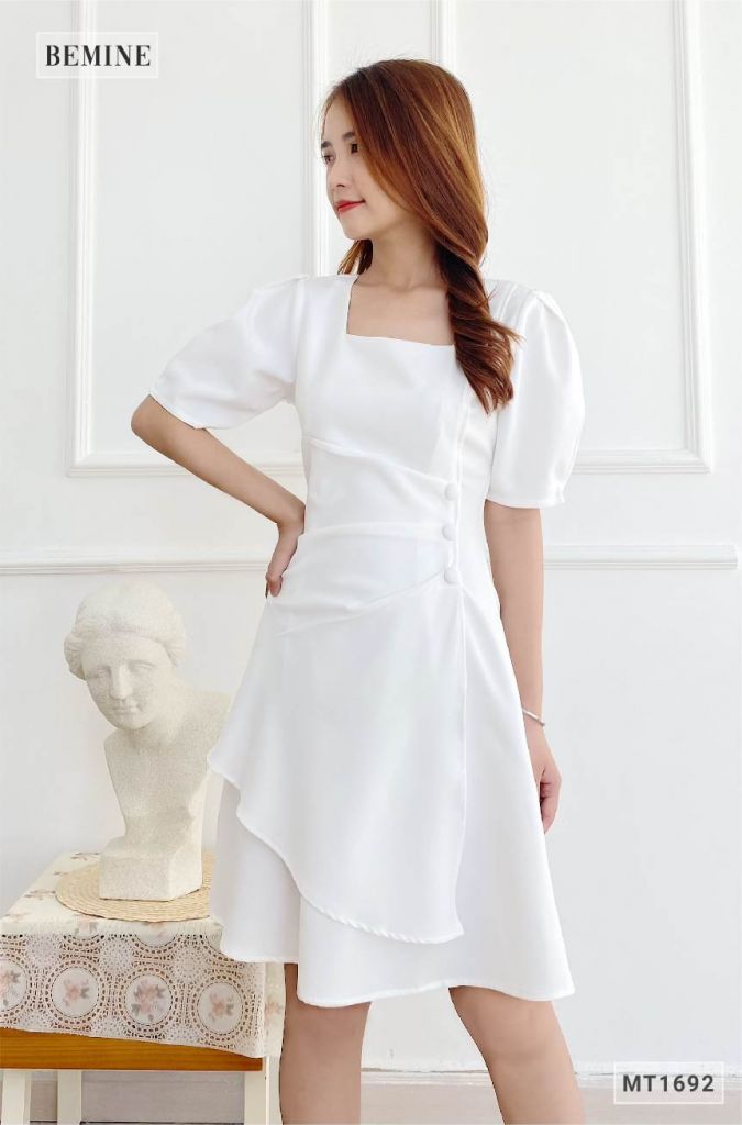 MT1692TRANG - Đầm xếp ly 3 cúc vạt tùng