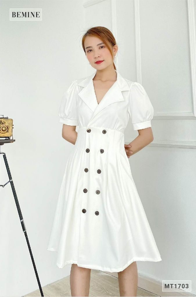MT1703TRANG - Đầm cổ vest nút dọc