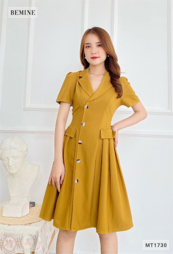 MT1730VANG - Đầm vest túi đắp giả xếp ly