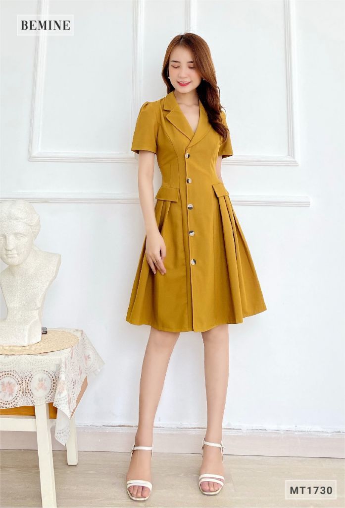 MT1730VANG - Đầm vest túi đắp giả xếp ly