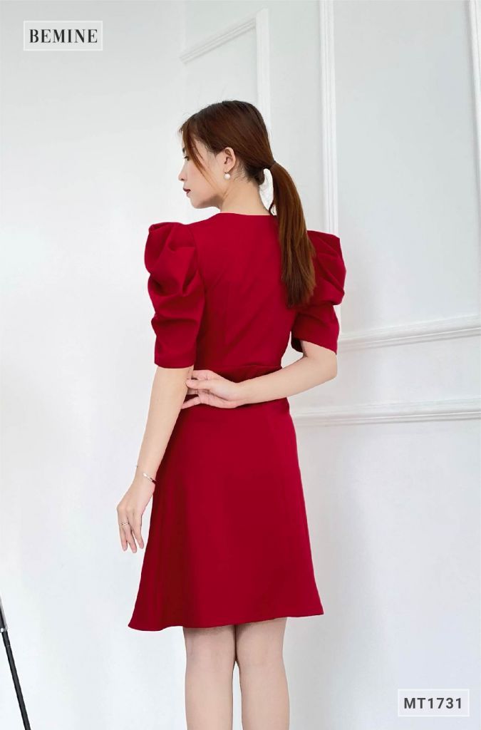 MT1731DO - Đầm cổ vuông tay xếp ly tầng