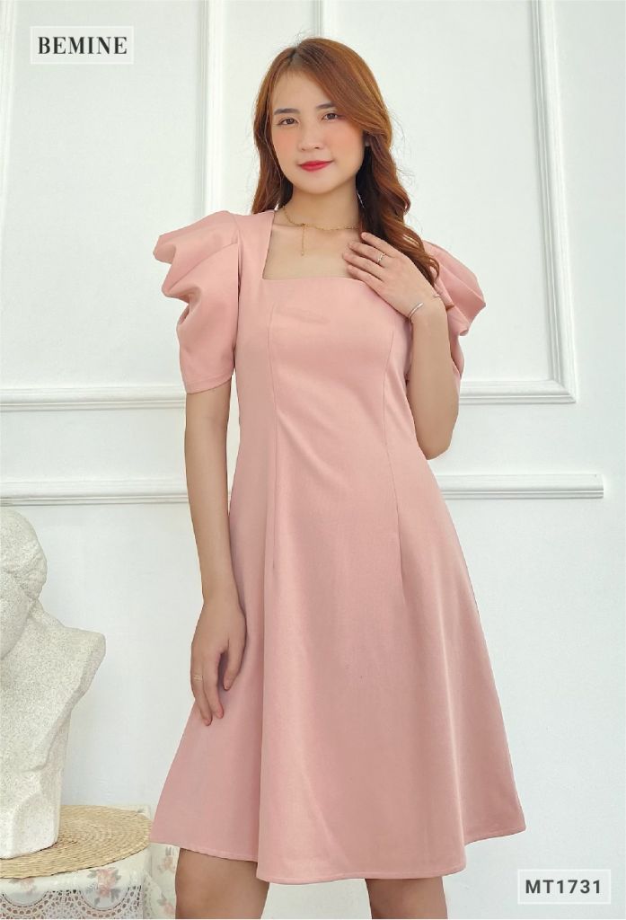 MT1731HONG - Đầm cổ vuông tay xếp ly tầng