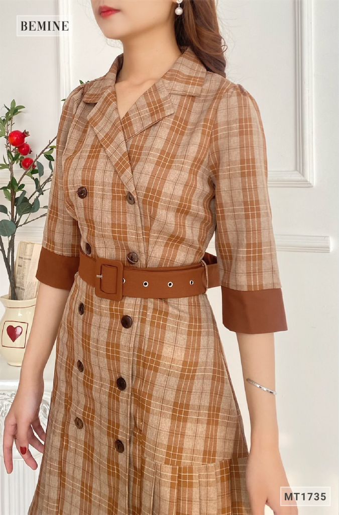 MT1735NAU - Đầm caro cổ vest đuôi cá