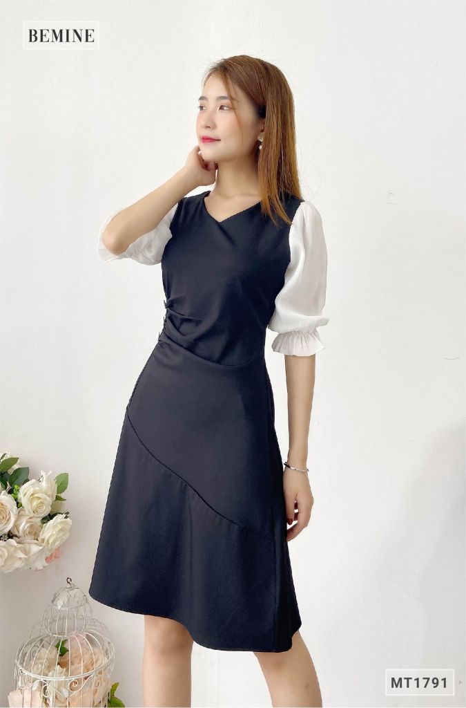MT1791DEN - Đầm cổ tim tay phối nút hông