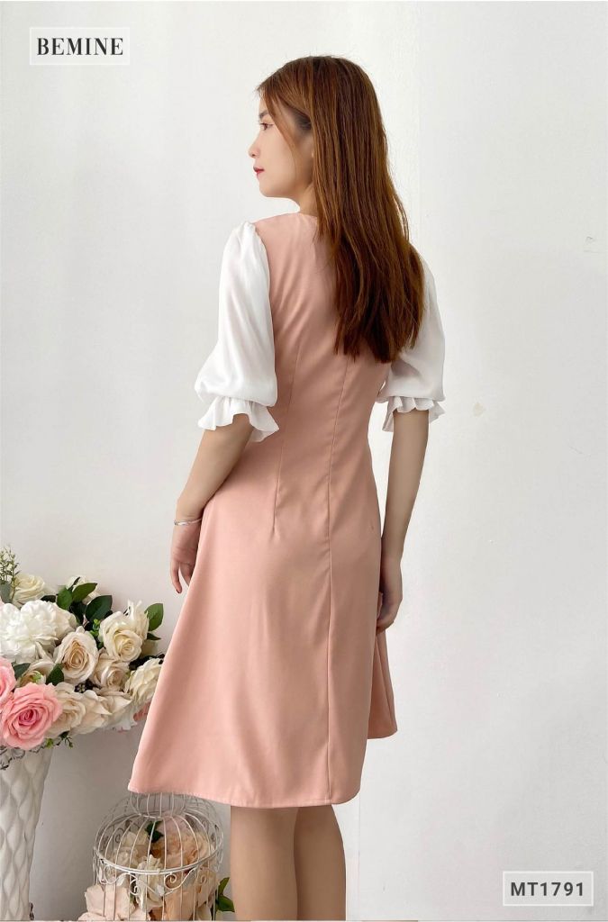 MT1791HONG - Đầm cổ tim tay phối nút hông