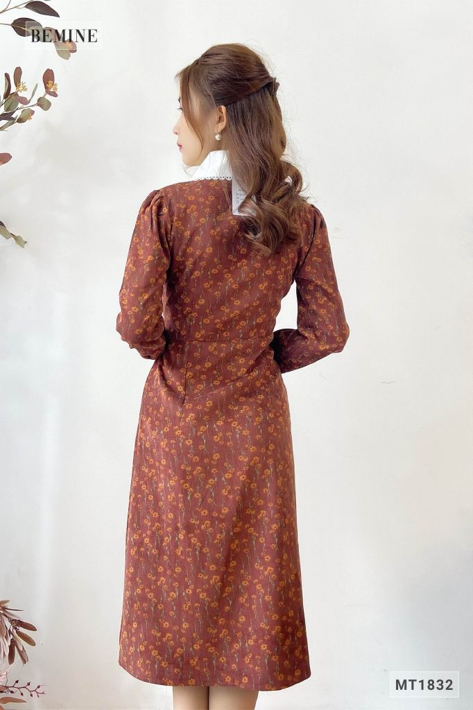 MT1832NAU - Đầm hoa tay dài cổ phối