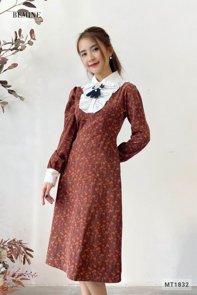 MT1832NAU - Đầm hoa tay dài cổ phối
