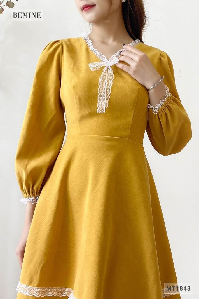 MT1848VANG - Đầm nhung 2 tầng phối voan