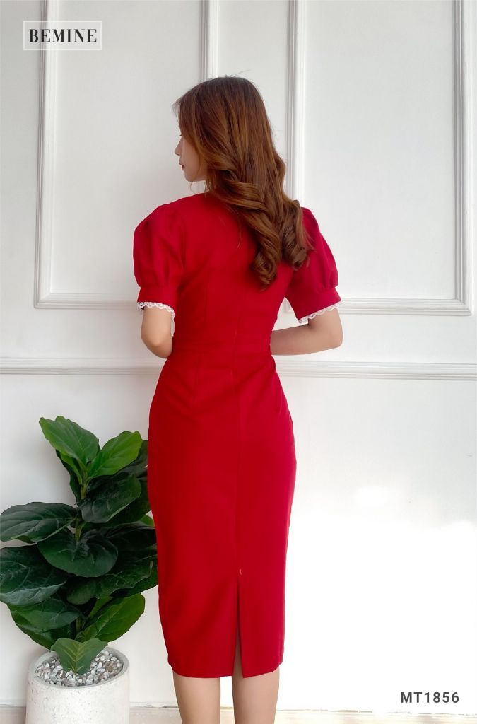 MT1856DO - Đầm body cổ phối ren
