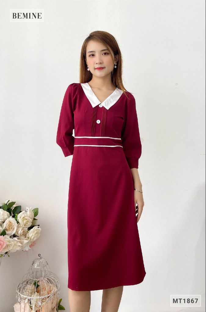 MT1867DO - Đầm cổ phối trắng xếp ly