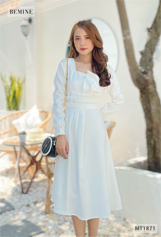 MT1871TRANG - Đầm tay dài xếp ly tầng eo