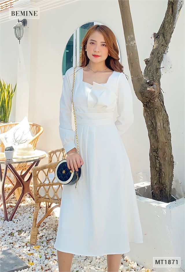 MT1871TRANG - Đầm tay dài xếp ly tầng eo