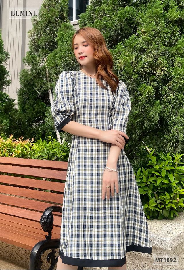 MT1892ĐEN - Đầm caro cổ điển