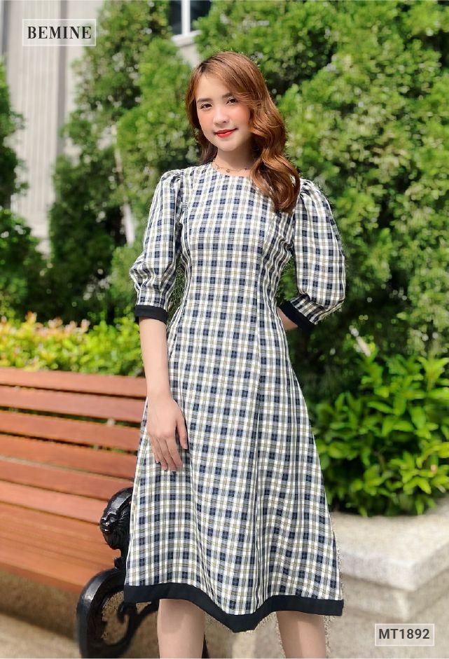 MT1892ĐEN - Đầm caro cổ điển