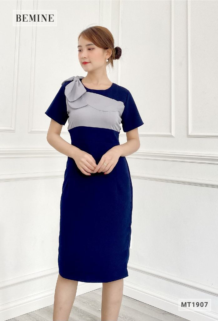 MT1907DEN - Đầm body phối nơ vai